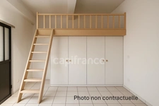 Appartement à vendre 2 pièces AGDE (34) - Un 2 pièces lumineux à réinventer dans l’une des rues les plus authentiques d’Agde 