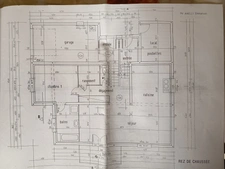 🔥 PIREY – MAISON 135 M² + GRANDS ESPACES DE RANGEMENT + 3 STUDIOS LOUÉS – 990 €/MOIS – 350 000 €