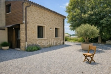 Maison de caractère en pierre – 100 m² – 3 chambres – séjour 45 m² – extérieur 316 m²