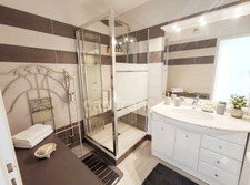 Et si votre offre était la bonne ? Beau T4 lumineux de 86 m², 3 chambres, 2 extérieurs, parking et ascenseur. Propriétaire ouvert à une offre sérieuse après visite. Venez le découvrir !