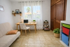 Piscine, 4 chambres, 136 m², jardin, garage et DPE B : une villa prête à vivre qui mérite une visite.