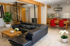 Maison de caractère en pierre – 100 m² – 3 chambres – séjour 45 m² – extérieur 316 m²
