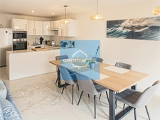 ✨ « À Agde, entre plages méditerranéennes et patrimoine millénaire, découvrez une villa familiale clé en main où confort moderne et sérénité s’unissent pour écrire votre nouvelle histoire. »