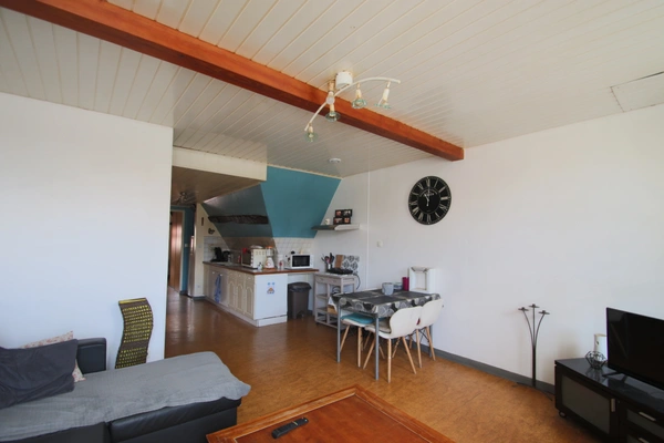 Dpt Pas de Calais (62), à vendre AIRE SUR LA LYS immeuble de rapport