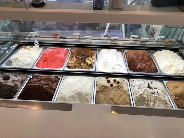 Dpt Alpes Maritimes (06), à vendre proche de ANTIBES Glacier - Crêperie 