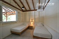 LES TROIS ILETS VILLA P6 bis -165 m² Hab / - Terrain de 986 m² - Piscine - Plain pied - A Vendre Martinique (972), 
