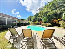Sainte-Anne Plage – Villa T7 de 220 m²hab.+ 231m2 de terrasses - Piscine - bungalows annexes– Terrain 1 409 m² – Martinique (972)