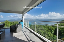Les Trois-Îlets (972) Prestigious 4-room apartment - Panoramic sea view, 30m2 loggia with spa and covered parking in secure residence.