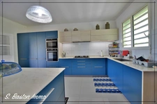 SAINTE MARIE - P7 house of 322 m² of living space - Land of 4,557.00 m² - Swimming pool - Garage - basement - Dpt Martinique (972)