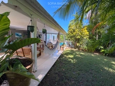 FOR SALE 972 – LES TROIS-ÎLETS – ANSE À L'ÂNE – VILLA WITH POOL AND INDEPENDENT ACCOMMODATIONS (972)