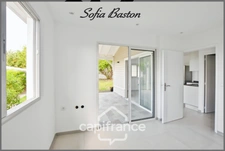 Maison T2 de plain-pied avec jardin privatif de 143 m², piscine et proche plage à vendre LE DIAMANT (972) Martinique