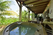 For sale - Sainte-Luce Martinique - Property with 5 independent dwellings - 241 m² of living space - Sea view - P10