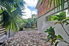 LES TROIS ILETS (972) Maison d’exception P5 – SOUS COMPROMIS Plage à 500m à pied– Piscine et Confort Les Trois-Îlets, A vendre