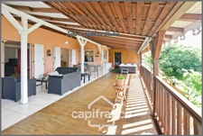 A vendre – Le Diamant - Villa P5 – 105m2 avec vue mer, spa et jardin tropical 826m2 – Martinique (972)