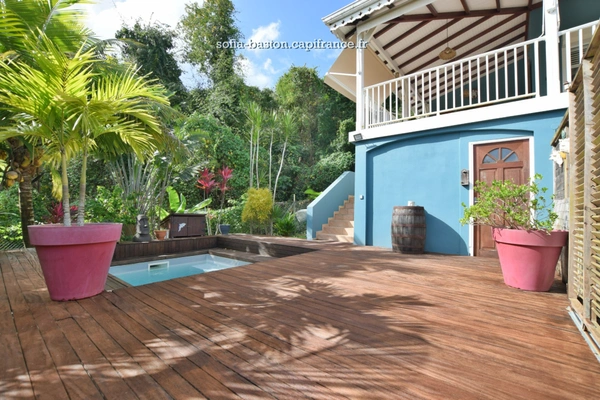 Les Trois-Îlets (972) Maison T4 -186 m² au sol avec grande terrasse, piscine et appartement T2 indépendant à vendre