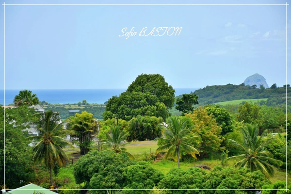 À vendre - Sainte-Luce Martinique - Propriété 5 logements indépendants - 241 m² habitables - Vue mer - P10