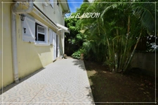 DUCOS Sous COMPROMIS Emplacement N°1 - Maison P4 de 101 m² + Terrasses - Terrain plat de 196,00 m² - Dpt Martinique (972), à vendre 