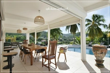 Les Trois-Îlets – SOUS COMPROMIS -Villa prestige T5 de 146 m² habitables (219 m² au total) avec piscine, solarium et vue mer imprenable- A Vendre 972