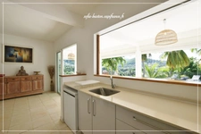Les Trois-Îlets – SOUS COMPROMIS -Villa prestige T5 de 146 m² habitables (219 m² au total) avec piscine, solarium et vue mer imprenable- A Vendre 972