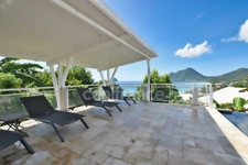 LE DIAMANT (972) -VENDU - ppartement à vendre 4 pièces - 80,24 hab. Terrasse 23,93m2 - Vue Mer et Plage - Pisicine 