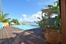 Les Trois-Îlets (972) – Villa avec vue mer imprenable – Piscine à débordement – Beaux volumes – Terrain de 891 m²