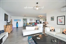 Les Trois-Îlets (972) Prestigious 4-room apartment - Panoramic sea view, 30m2 loggia with spa and covered parking in secure residence.