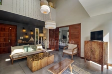 LES TROIS ILETS (972) Maison d’exception P5 – SOUS COMPROMIS Plage à 500m à pied– Piscine et Confort Les Trois-Îlets, A vendre