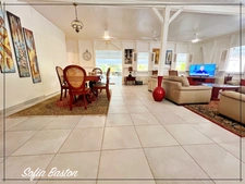Sainte-Anne Plage – Villa T7 de 220 m²hab.+ 231m2 de terrasses - Piscine - bungalows annexes– Terrain 1 409 m² – Martinique (972)