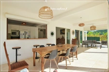 Les Trois-Îlets – SOUS COMPROMIS -Villa prestige T5 de 146 m² habitables (219 m² au total) avec piscine, solarium et vue mer imprenable- A Vendre 972