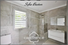 Maison T2 de plain-pied avec jardin privatif de 143 m², piscine et proche plage à vendre LE DIAMANT (972) Martinique