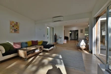 Bois-Guillaume (76230) – Contemporary house – 197 m² living space – 7 rooms – 1,155 m² plot – Unobstructed view – Great potential