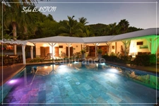 LES TROIS ILETS (972) House for sale, 6 rooms - Swimming pool - 1749m2 plot - 309m2 floor area and 153m2 interior