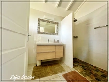 Sainte-Anne Plage – Villa T7 de 220 m²hab.+ 231m2 de terrasses - Piscine - bungalows annexes– Terrain 1 409 m² – Martinique (972)
