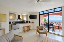 À VENDRE – LES TROIS-ÎLETS MARTINIQUE – APPARTEMENT T3 DUPLEX ENTIÈREMENT RÉNOVÉ – VUE MER – PROCHE PLAGES