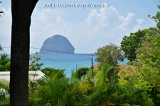 Charming property with sea and Diamond Rock views, two villas and swimming pool – For sale, Martinique (972)