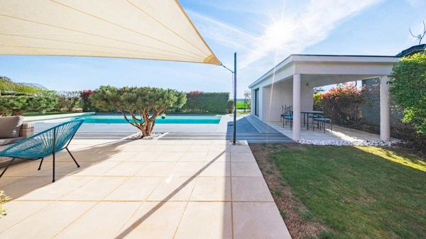 Maison à vendre Maison Contemporaine de Type 6 - Piscine - Terrain 1000m² 