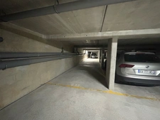 Paris 13, à vendre Parking intérieur en sous-sol - Olympiades