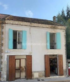 Maison au Cœur d'un Village Historique (Gers - 32)