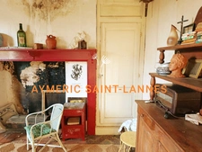 Maison au Cœur d'un Village Historique (Gers - 32)