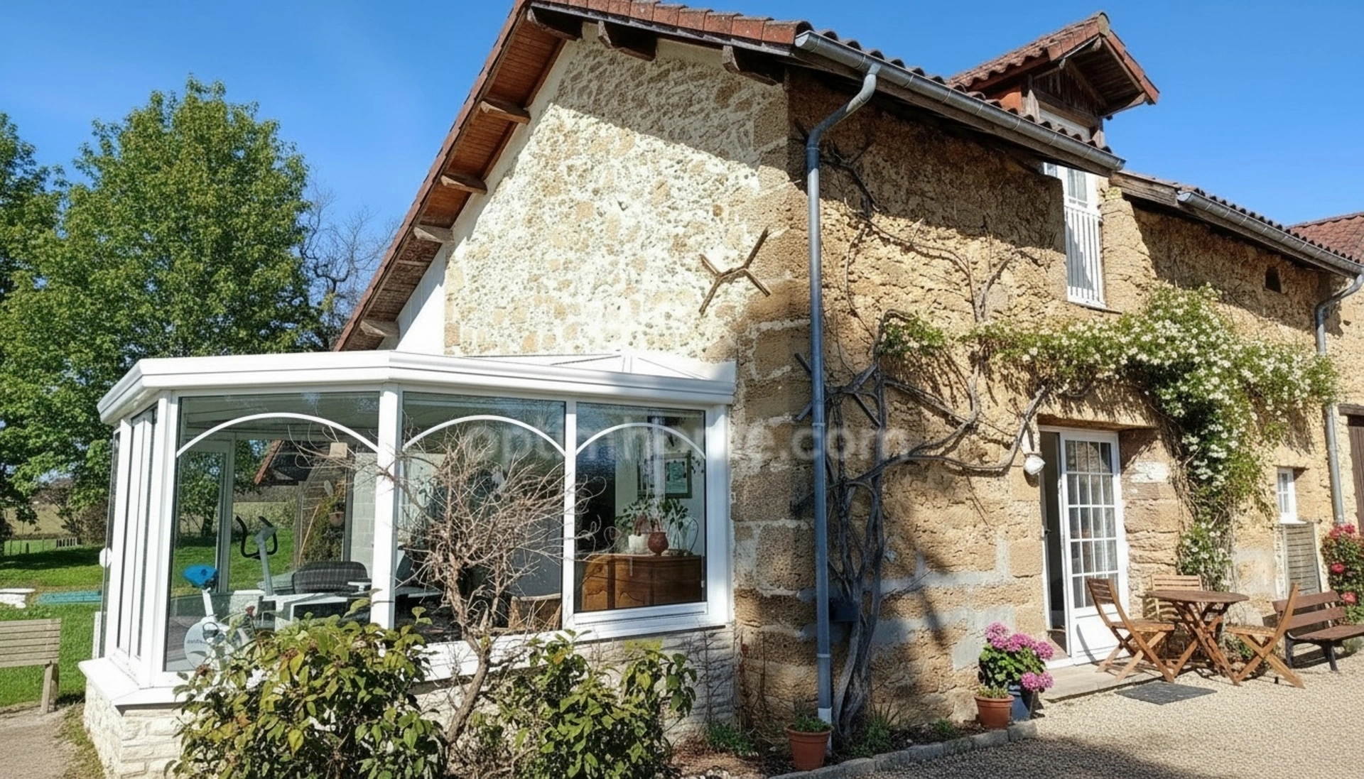 Maison 16 pièces 347 m² · à Villeneuve de Marsan · 347 m² · 339 000 €