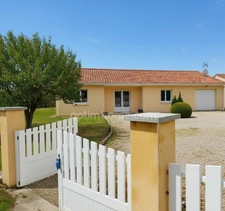 🏡 Maison contemporaine de plain-pied – Calme et Confort 🌳