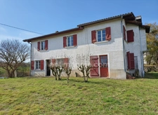 Grande Maison avec trois logements