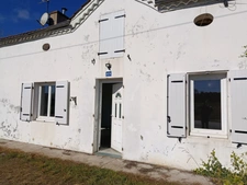 Maison- 3 pièces avec jardin et grand garage