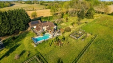 🌿 DOMAINE D’EXCEPTION AVEC GÎTESET ESPACE ÉQUESTRE À PANJAS (GERS) 🐴