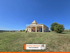 ✨ Venez découvrir cette Maison Contemporaine et familiale – 160 m² de Confort & Sérénité ! ✨