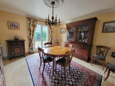 Maison néo-bretonne de plain-pied à vendre 8 pièces PLOMODIERN (29)