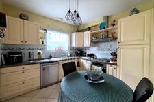 Landéda (29) Maison lumineuse avec jardin clos et garage proche plages et port