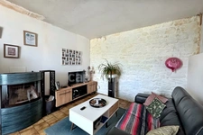 Charmante maison en pierre de 122m², 3 chambres avec jardin, terrasse, cave à GUENGAT(29)