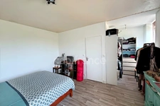 Charmante maison en pierre de 122m², 3 chambres avec jardin, terrasse, cave à GUENGAT(29)
