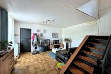 Charmante maison en pierre de 122m², 3 chambres avec jardin, terrasse, cave à GUENGAT(29)